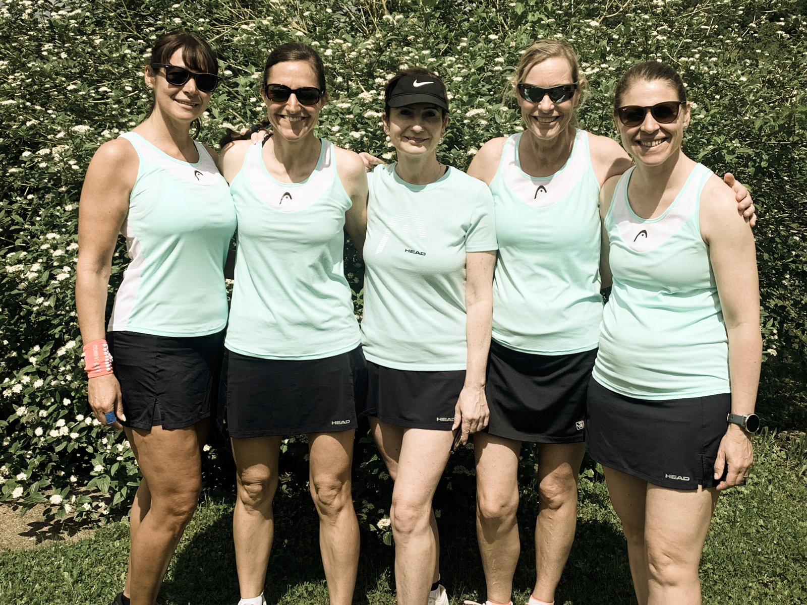 Mehr über den Artikel erfahren IC Damen 30+ weiter auf Kurs