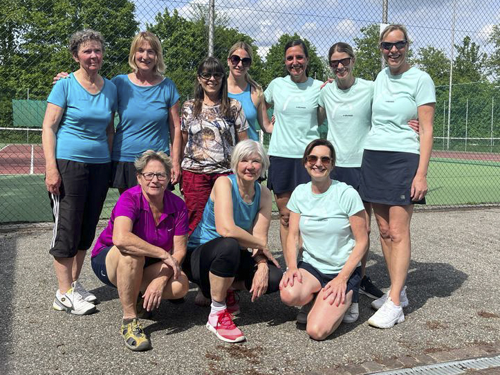 Mehr über den Artikel erfahren Erfolgreicher Start in die IC Saison für die 30+ Damen